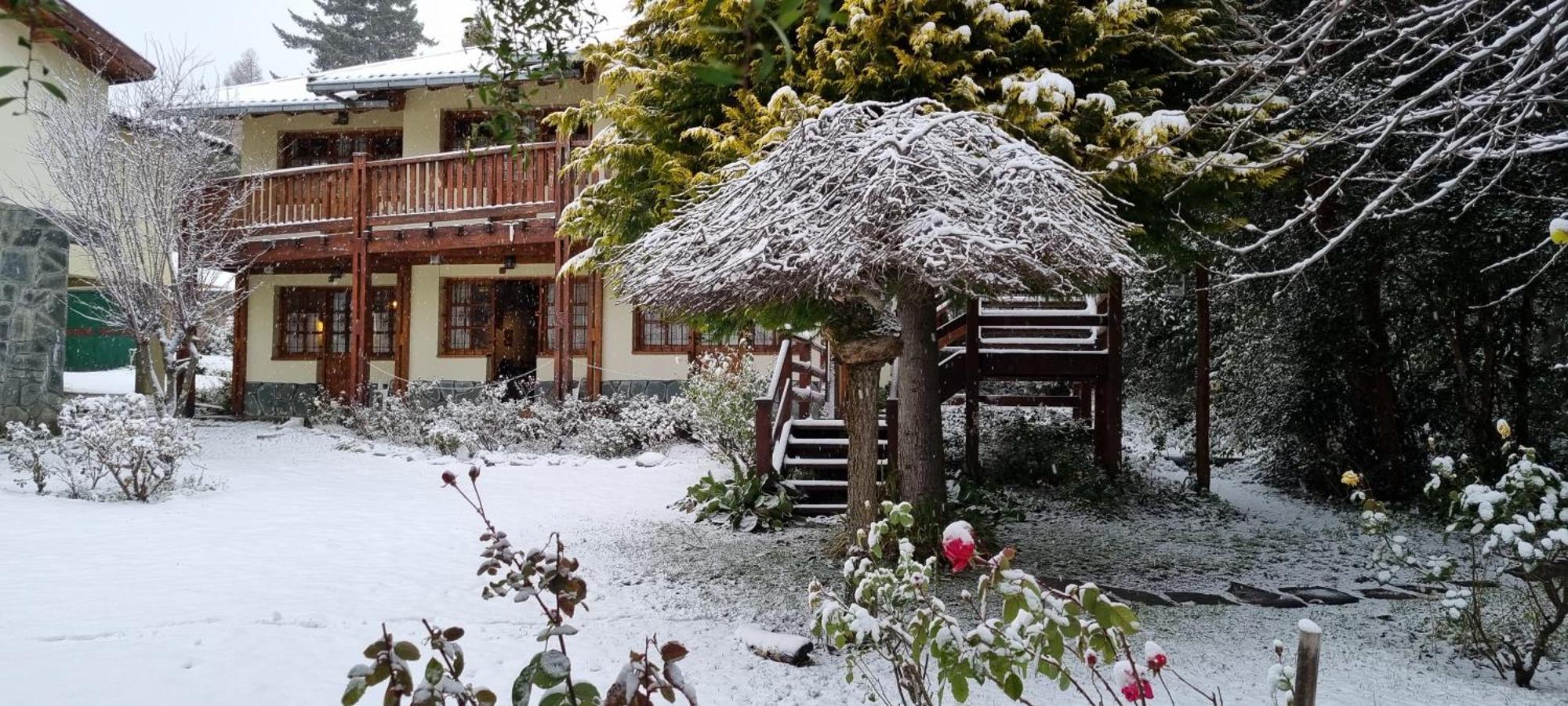 De Las Rosas Bariloche Extérieur photo